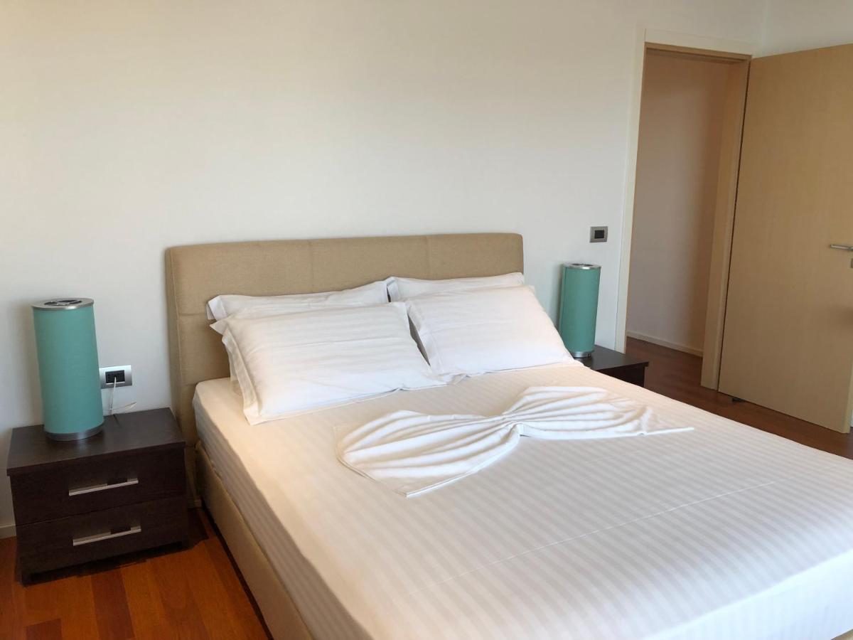 Nemesis Hotel Саранде Екстериор снимка